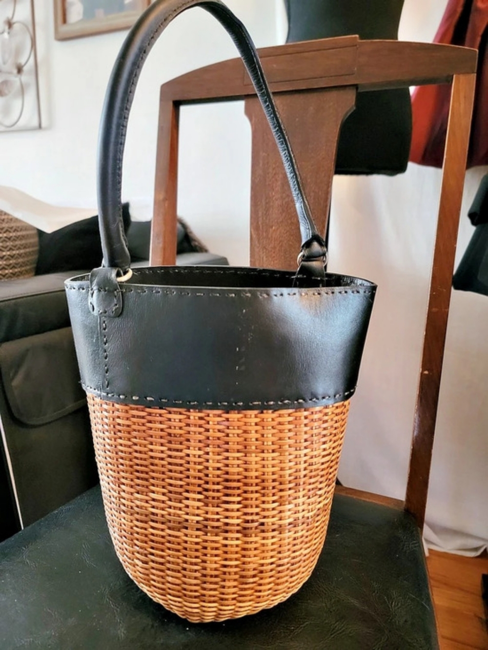 Vintage Kayu Woven Basket Shoulder Bag in Black & Brown